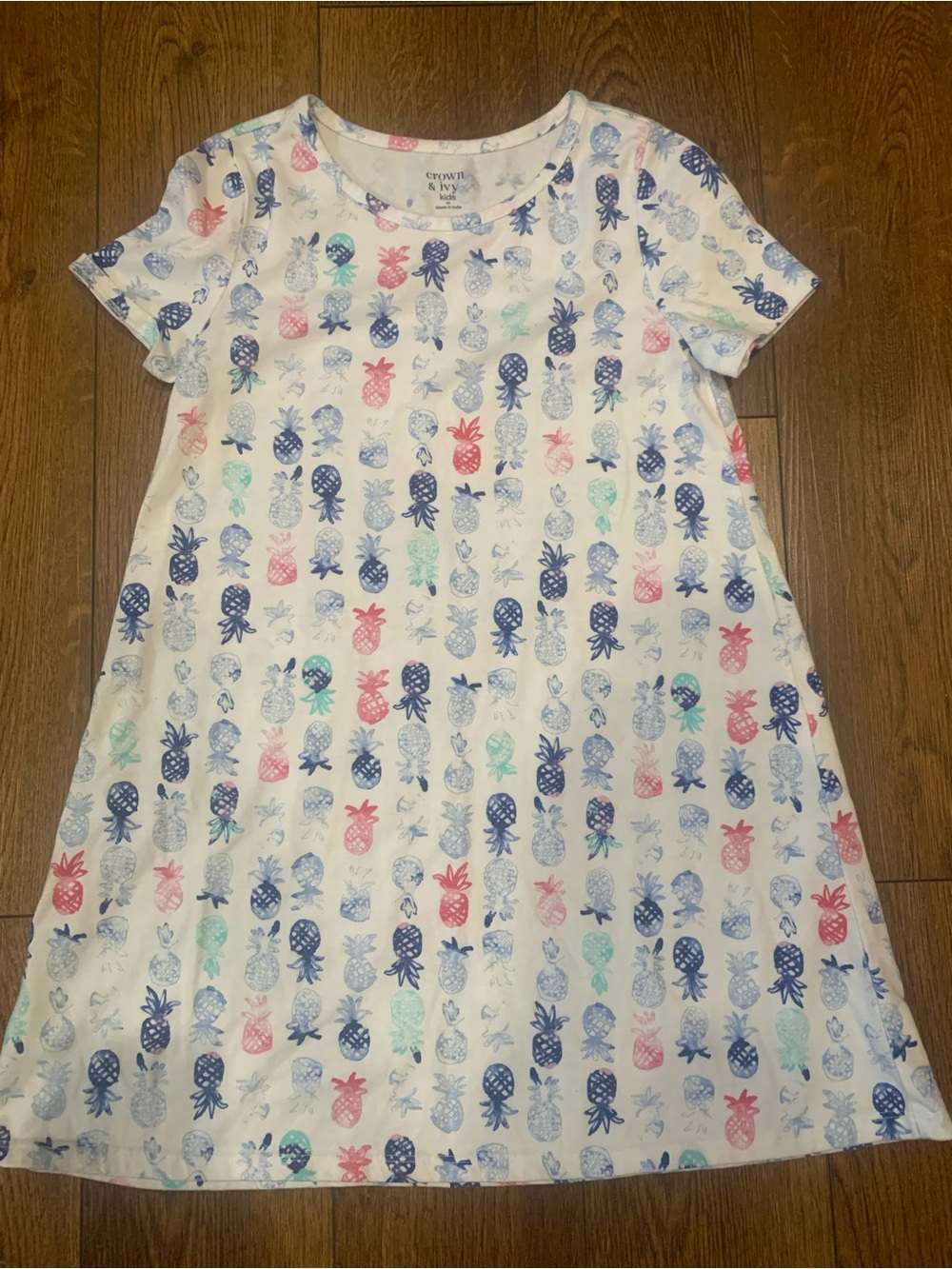 crown & ivy White Pineapple Print Causal Dress in Navy, Pink & Mint Girls Size M